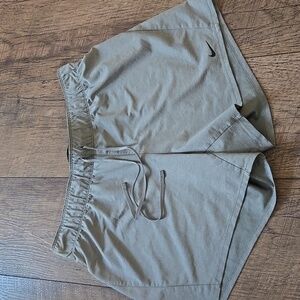 Nike Dri-fit shorts Size‎ Medium